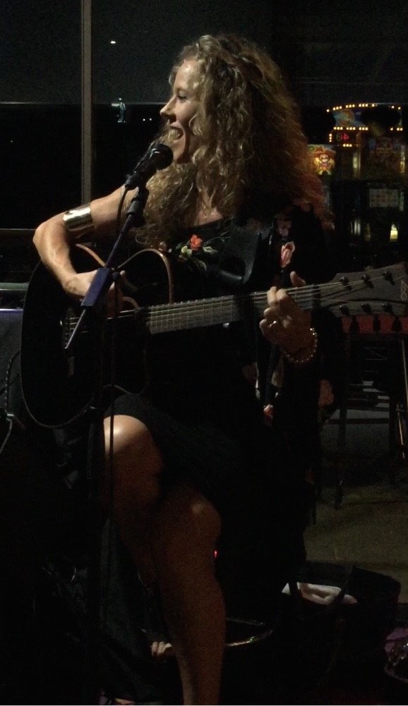 Fiona solo at Ashgrove Golf Club
